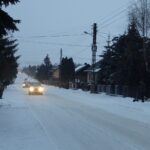 08.02.2021 Skroniów. Droga powiatowa. Trudne warunki na trasach / Ewa Pociejowska-Gawęda / Radio Kielce