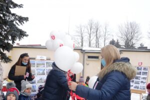 16.02.2021 Jędrzejów. Dzieci z Przedszkola nr 1 świętują 750 rocznicę nadania miejscowości praw miejskich / Ewa Pociejowska-Gawęda / Radio Kielce