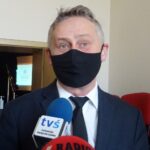 25.02.2021. Jędrzejów. Wyróżnienia dla nauczycieli. Na zdjęciu: Zbigniew Koniusz - wojewoda świętokrzyski / Ewa Pociejowska-Gawęda / Radio Kielce