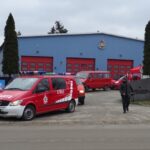 27.02.2021. Jędrzejów. Przekazanie paczek żywnościowych dla rodzin z powiatu jędrzejowskiego / Ewa Pociejowska-Gawęda / Radio Kielce