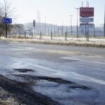 22.02.2021. Kielce. Zniszczone nawierzchnie ulic. Ulica Massalskiego / Piotr Kwaśniewski / Radio Kielce