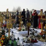 24.02.2021. Kielce. Pogrzeb trojga zmarłych donatorów, którzy przekazali swoje ciała na cele naukowe do Collegium Medicum UJK / Piotr Kwaśniewski / Radio Kielce