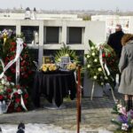 24.02.2021. Kielce. Pogrzeb trojga zmarłych donatorów, którzy przekazali swoje ciała na cele naukowe do Collegium Medicum UJK / Piotr Kwaśniewski / Radio Kielce