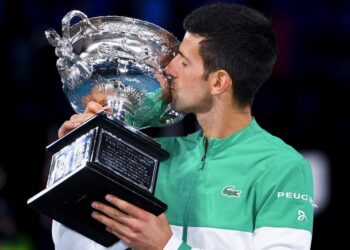 Serb Novak Djokovic wygrał po raz dziewiąty Australian Open / DEAN LEWINS AUSTRALIA AND NEW ZEALAND OUT / PAP/EPA