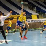 25.02.2021. Szeged. 13. kolejka Ligi Mistrzów: MOL-Pick - Łomża Vive Kielce. Na zdjęciu (rzuca): Artsem Karaliok - Łomża Vive / Tibor Rosta HUNGARY OUT / EPA