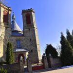 Fałków. Zbudowany w latach 1929-1935 kościół pw. św. Trójcy / Magdalena Galas-Klusek / Radio Kielce