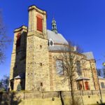 Fałków. Zbudowany w latach 1929-1935 kościół pw. św. Trójcy / Magdalena Galas-Klusek / Radio Kielce