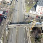 25.02.2021. Kielce. Kładka dla pieszych nad ulicą Źródłową / Jarosław Kubalski / Radio Kielce