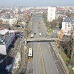 25.02.2021. Kielce. Kładka dla pieszych nad ulicą Źródłową / Jarosław Kubalski / Radio Kielce