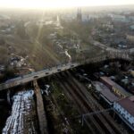 25.02.2021. Skarżysko-Kamienna. Wiadukt nad torami / Jarosław Kubalski / Radio Kielce