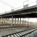 25.02.2021. Skarżysko-Kamienna. Wiadukt nad torami / Jarosław Kubalski / Radio Kielce