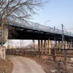 25.02.2021. Skarżysko-Kamienna. Wiadukt nad torami / Jarosław Kubalski / Radio Kielce