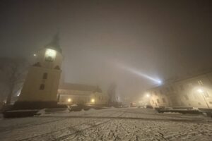 19.02.2021. Kielce. Mgła nad Kielcami / Jarosław Kubalski / Radio Kielce