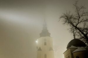 19.02.2021. Kielce. Mgła nad Kielcami / Jarosław Kubalski / Radio Kielce