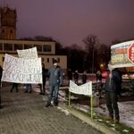 04.02.2021. Sandomierz. Protest rodziców Szkoły Podstawowej nr 2 / Grażyna-Szlęzak-Wójcik / Radio Kielce