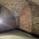 25.02.2021. Sandomierz. Kościół św. Jakuba w Sandomierzu. Piwnica romańska / Grażyna Szlęzak-Wójcik / Radio Kielce