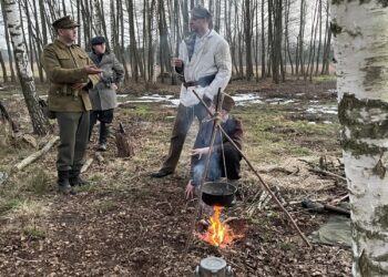 26.01.2021 Gminy Małogoszcz i Sobków. Plan filmowy o żołnierzach wyklętych / Ewa Pociejowska-Gawęda / Radio Kielce