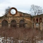 23.01.2021. Nietulisko Duże. Ruiny walcowni żelaza / Robert Felczak / Radio Kielce