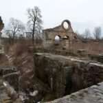 23.01.2021. Nietulisko Duże. Ruiny walcowni żelaza / Robert Felczak / Radio Kielce