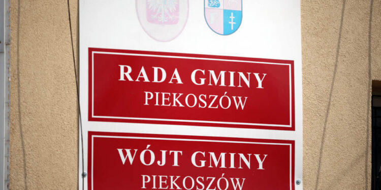 Piekoszów - Urzad Gminy / Wojciech Habdas / Radio Kielce