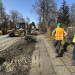 25.02.2021 Skarżysko -Kamienna. Wycinka drzew przy ulicy Piłsudskiego / Jarosław Kubalski / Radio Kielce