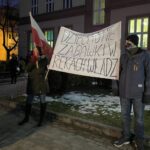 04.02.2021. Sandomierz. Protest rodziców Szkoły Podstawowej nr 2 / Grażyna-Szlęzak-Wójcik / Radio Kielce