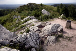 14.06.2016 Góra Miedzianka. Rezerwat przyrody. Rezerwat geologiczny. / Jarosław Kubalski / Radio Kielce