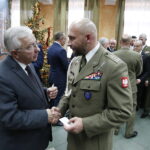 20.12.2018 Kielce. Wigilia w Centrum Przygotowań do Misji Zagranicznych na Bukówce. Poseł Krzysztof Lipiec i płk Paweł Chabielski / Jarosław Kubalski / Radio Kielce