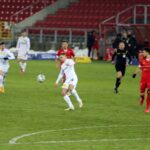 20.02.2021. Łódź. Zaległy mecz 16. kolejki Fortuna 1. Ligi: Widzew - Korona Kielce / Krzysztof Bujnowicz / Radio Kielce