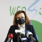 15.02.2021 Kielce. WFOŚiGW. Konferencja w sprawie podpisania porozumień ze świętokrzyskimi samorządami w sprawie realizacji programu „Czyste Powietrze”. Na zdjęciu: poseł Agata Wojtyszek / Jarosław Kubalski / Radio Kielce