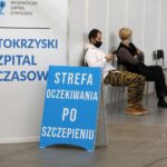 17.02.2021 Kielce. Szpital tymczasowy na Targach Kielce. Szczepienia nauczycieli przeciwko COVID-19 szczepionką AstraZeneca / Jarosław Kubalski / Radio Kielce