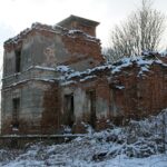 31.01.2021. Lasocin. Zespół pałacowy / Robert Felczak / Radio Kielce