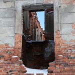 31.01.2021. Lasocin. Zespół pałacowy / Robert Felczak / Radio Kielce