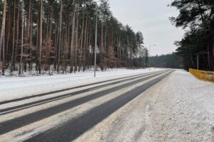 09.02.2021. Droga wojewódzka nr 762 Kielce - Małogoszcz / Dionizy Krawczyński / Radio Kielce