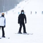 20.02.2021 Kielce. Stok na Stadionie. Zima. Narciarze / Jarosław Kubalski / Radio Kielce