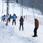 20.02.2021 Kielce. Stok na Stadionie. Zima. Narciarze / Jarosław Kubalski / Radio Kielce