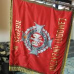 26.02.2021 Wszechświęte. Jednostka OSP. Stary sztandar OSP we Wszechświętych / Emilia Sitarska / Radio Kielce