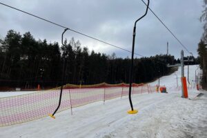 27.02.2021. Kielce. Stok narciarski na Telegrafie / Wiktor Taszłow / Radio Kielce