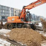 18.02.2021. Kielce. Prace modernizacyjne przy alei IX Wieków Kielc / Wiktor Taszłow / Radio Kielce