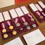 22.02.2021. Kielce. Wręczenie zaległych nagród i odznaczenia nauczycielom / Wiktor Taszłow / Radio Kielce