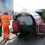 26.02.2021. Kielce. Łatanie dziur w kieleckich ulicach / Wiktor Taszłow / Radio Kielce