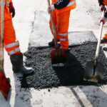 26.02.2021. Kielce. Łatanie dziur w kieleckich ulicach / Wiktor Taszłow / Radio Kielce