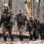 27.02.2021. Zgórsko. Złożenie wieńców i zniczy w miejscu ekshumacji Żołnierzy Wyklętych / Wiktor Taszłow / Radio Kielce