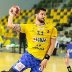 06.02.2021. Kielce. Zaległy mecz 12. kolejki PGNiG Superligi: Łomża Vive - Stal Mielec. Na zdjęciu: Nicolas Tournat / Wiktor Taszłow / Radio Kielce