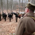 27.02.2021. Zgórsko. Złożenie wieńców i zniczy w miejscu ekshumacji Żołnierzy Wyklętych / Wiktor Taszłow / Radio Kielce