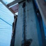 02.02.2021. Kielce. Dziura w murze Parku Miejskiego w Kielcach / Wiktor Taszłow / Radio Kielce