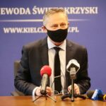 02.02.2021. Kielce. Nowi dyrektorzy w Świętokrzyskim Urzędzie Wojewódzkim w Kielcach. Na zdjęciu: Zbigniew Koniusz - wojewoda świętokrzyski / Wiktor Taszłow / Radio Kielce