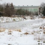 03.02.2021. Kielce. Plac pod budowę parkingu wielopoziomowego na Podkarczówce / Wiktor Taszłow / Radio Kielce