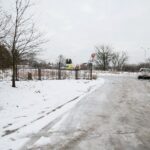 03.02.2021. Kielce. Plac pod budowę parkingu wielopoziomowego na Podkarczówce / Wiktor Taszłow / Radio Kielce