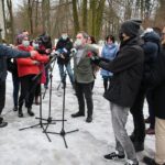 03.02.2021. Kielce. Konferencja w parku miejskim. Przemawia - Krzysztof Myśliński - Muzeum Historii Kielc / Wiktor Taszłow / Radio Kielce
